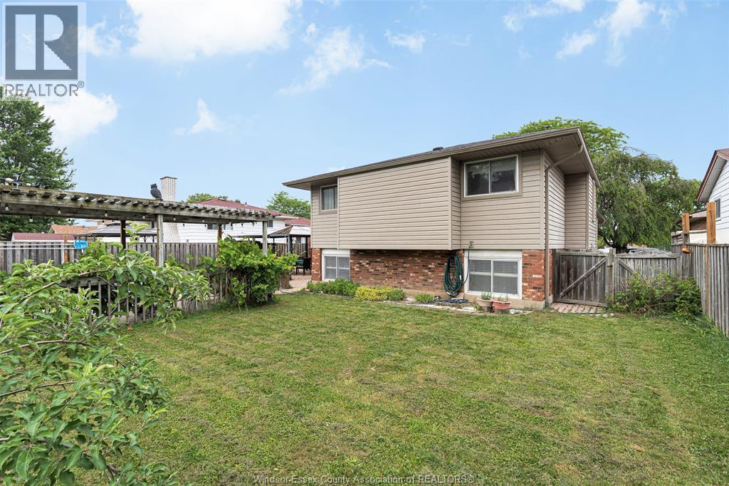 3230 Forest Glade, Windsor, Ontario N8R 1X3 - Photo 35 - 26014509