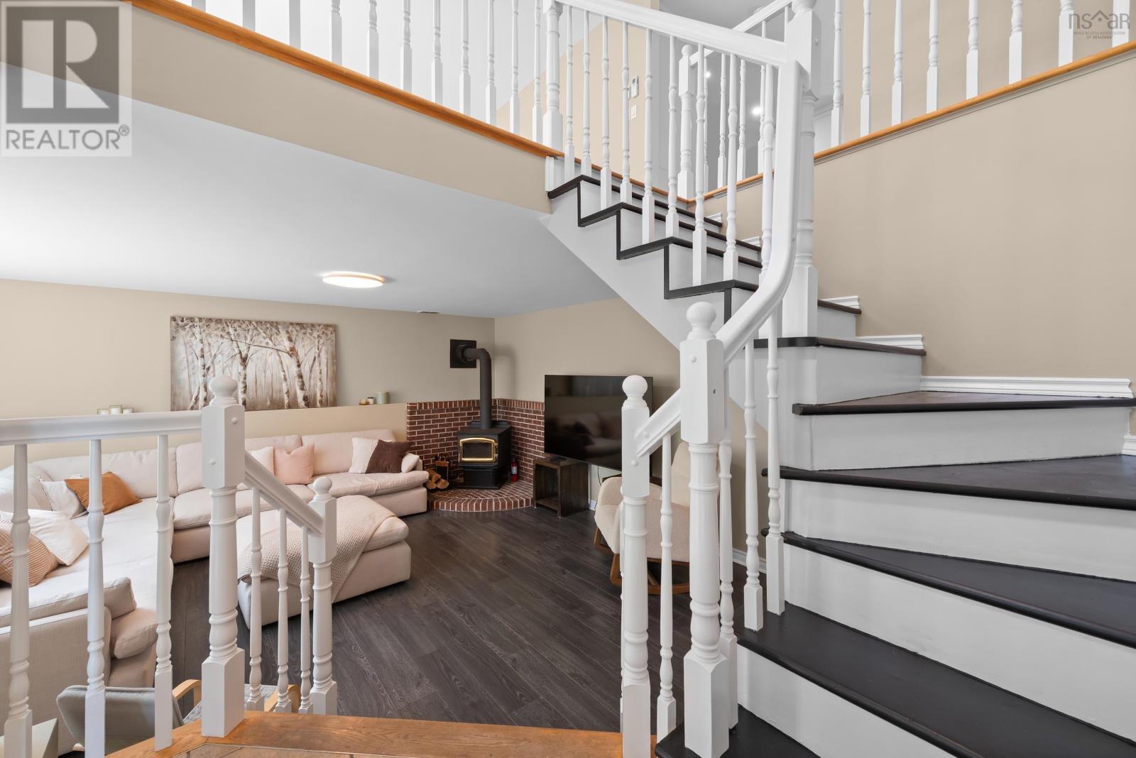 90 Leeward Avenue, Hammonds Plains, Nova Scotia  B3Z 1K1 - Photo 6 - 202614757