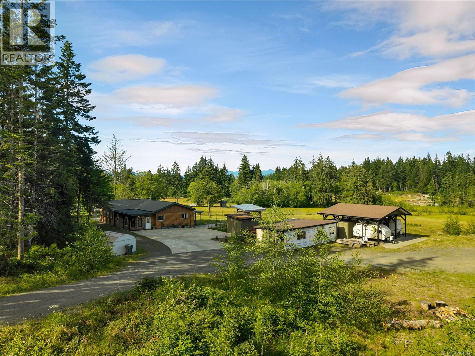 1396 West Rd, Quadra Island, British Columbia  V0P 1H0 - Photo 2 - 1040771