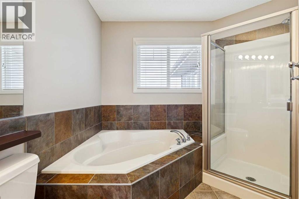 2224 Sagewood Heights SW, Airdrie, Alberta  T4B 3N8 - Photo 17 - A2317925