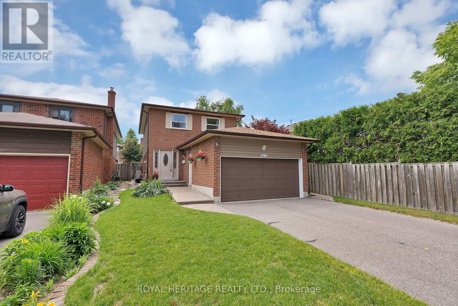 1235 CEDARCROFT CRESCENT, Pickering, Ontario