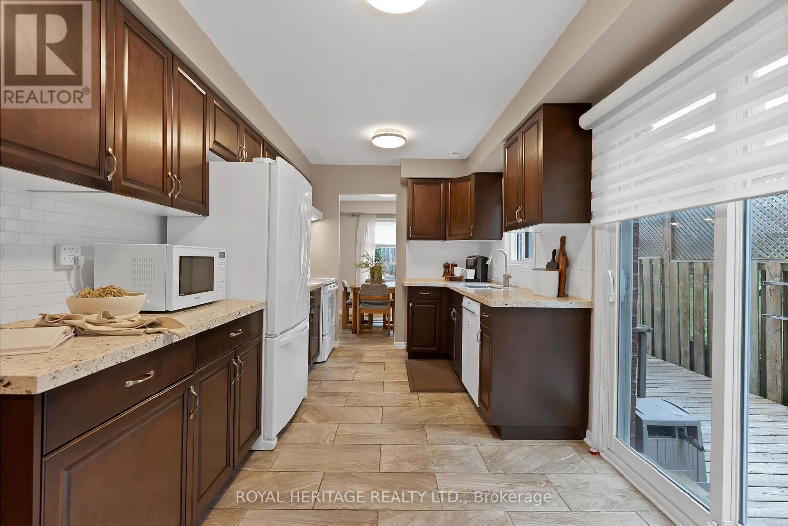 1235 Cedarcroft Crescent, Pickering, Ontario  L1X 1S6 - Photo 10 - E13461446
