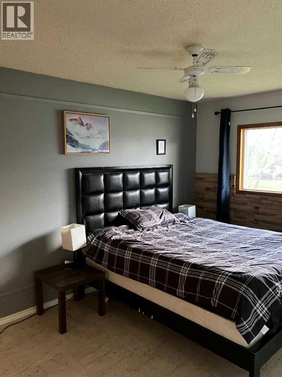 519 5 Avenue, Fox Creek, Alberta  T0H 1P0 - Photo 10 - A2314235