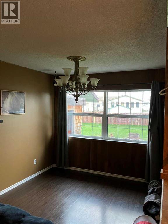 519 5 Avenue, Fox Creek, Alberta  T0H 1P0 - Photo 5 - A2314235