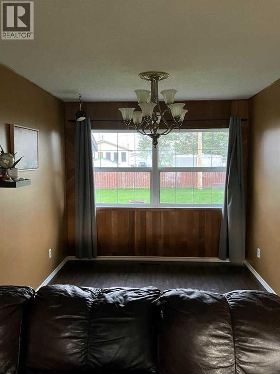 519 5 Avenue, Fox Creek, Alberta  T0H 1P0 - Photo 7 - A2314235