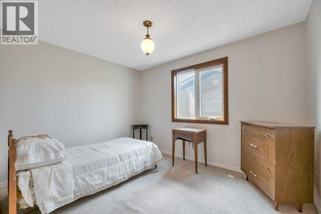 77 Edgewood Rise Nw, Calgary, Alberta  T3A 2T6 - Photo 36 - A2281057