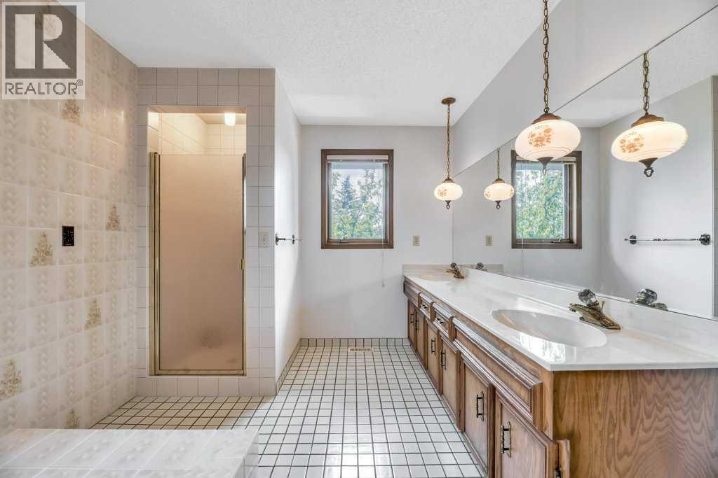 77 Edgewood Rise Nw, Calgary, Alberta  T3A 2T6 - Photo 34 - A2281057