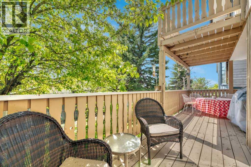 77 Edgewood Rise Nw, Calgary, Alberta  T3A 2T6 - Photo 7 - A2281057