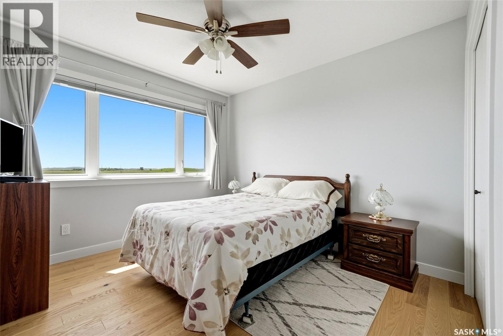 408 Hillside Drive, Pilot Butte, Saskatchewan  S0G 3Z0 - Photo 30 - SK039721