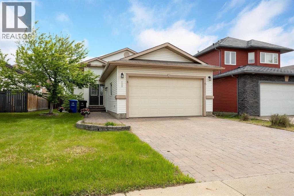299 Pacific Crescent, Fort Mcmurray, Alberta  T9K 0G5 - Photo 1 - A2321282