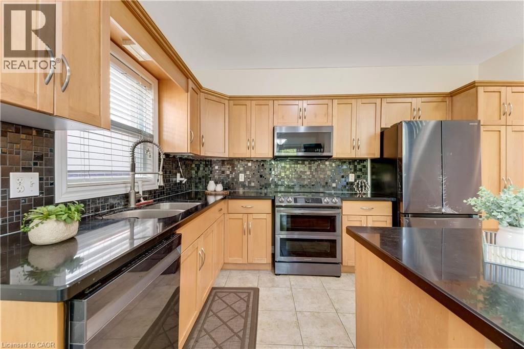 27 Tremaine Drive, Kitchener, Ontario  N2A 4L9 - Photo 11 - 40840965