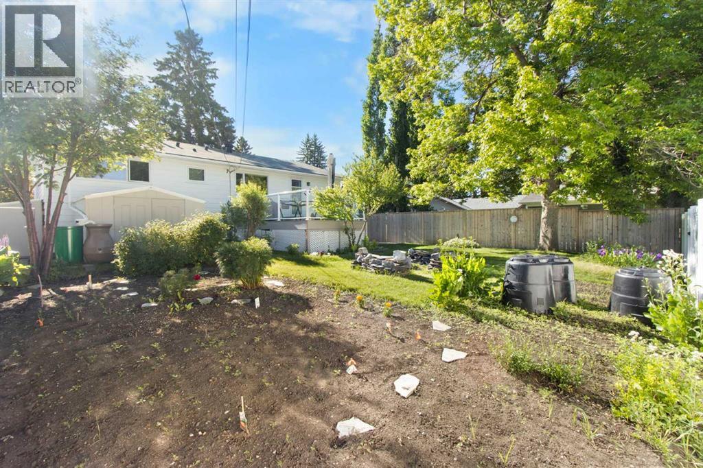 10811 Maplecrest Road Se, Calgary, Alberta  T2J 1Y1 - Photo 31 - A2312136
