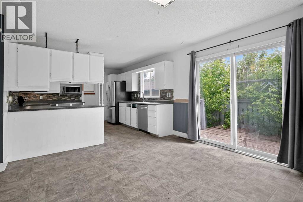504 1 Avenue Ne, Airdrie, Alberta  T4B 1R1 - Photo 7 - A2318619