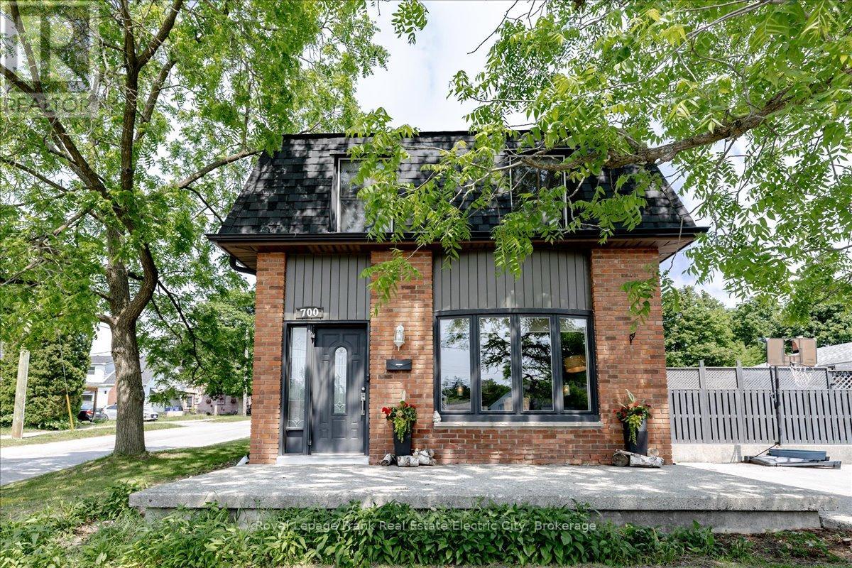 700 TRENT STREET, Peterborough, Ontario