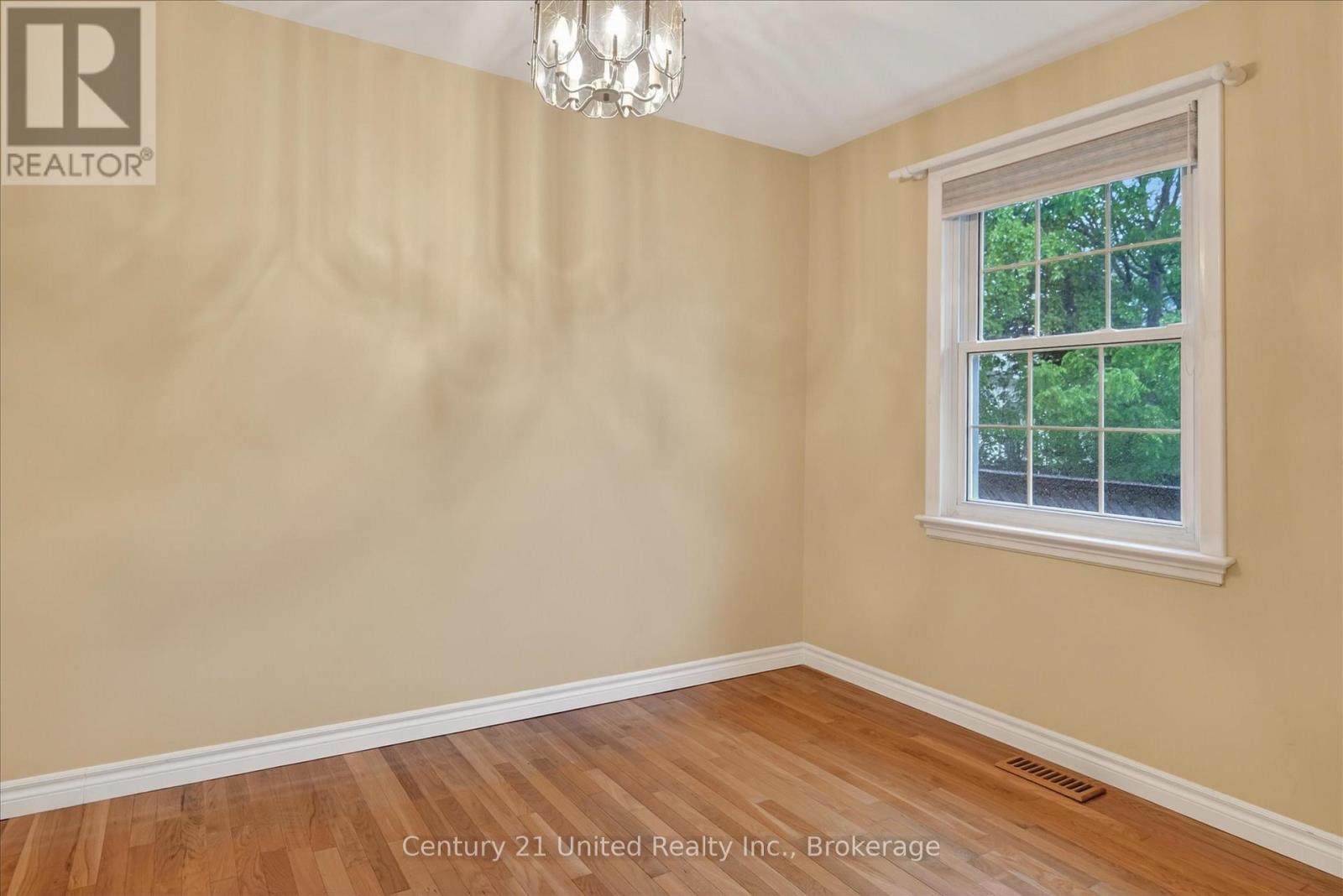 879 Birch Avenue, Peterborough, Ontario  K9H 6G7 - Photo 8 - X13462034