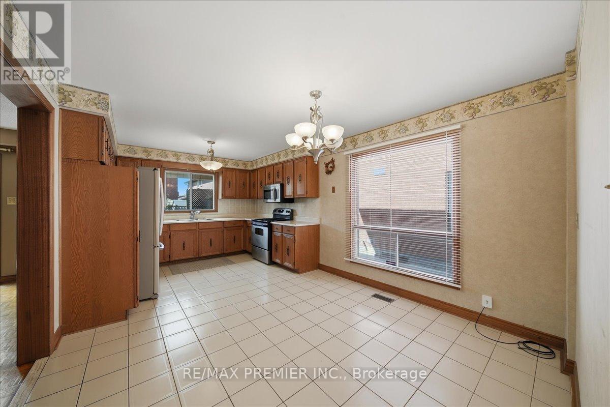 130 Jackman Crescent, Vaughan, Ontario  L4L 6P2 - Photo 14 - N13461628