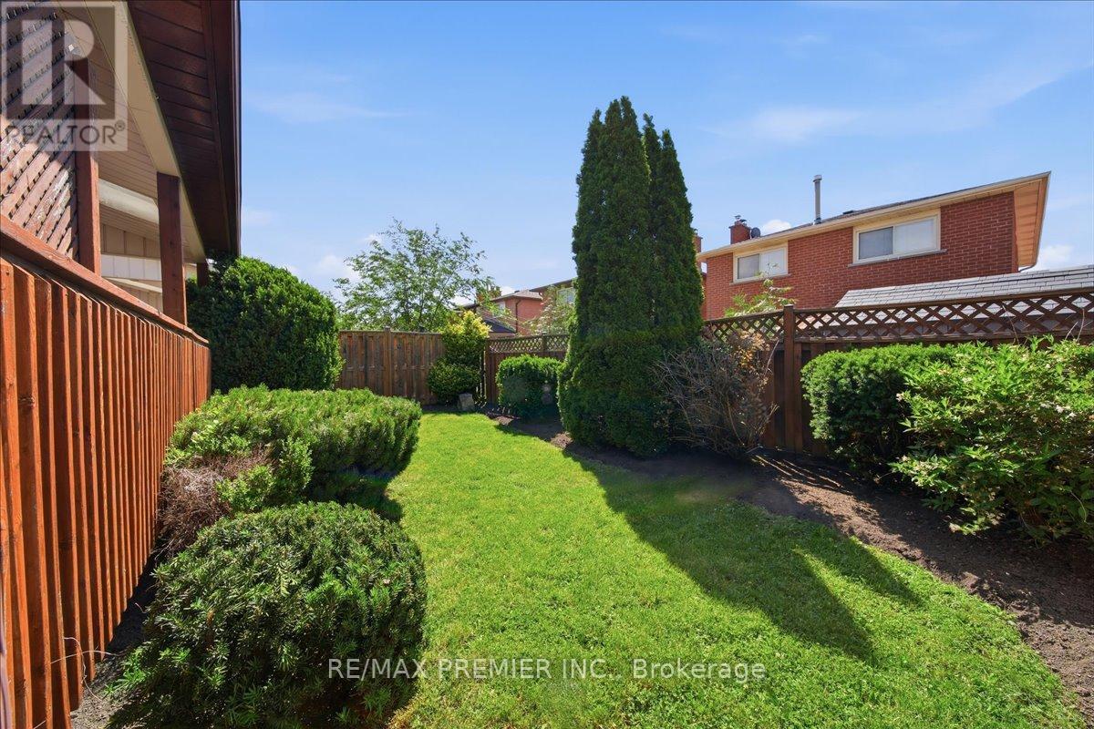 130 Jackman Crescent, Vaughan, Ontario  L4L 6P2 - Photo 37 - N13461628