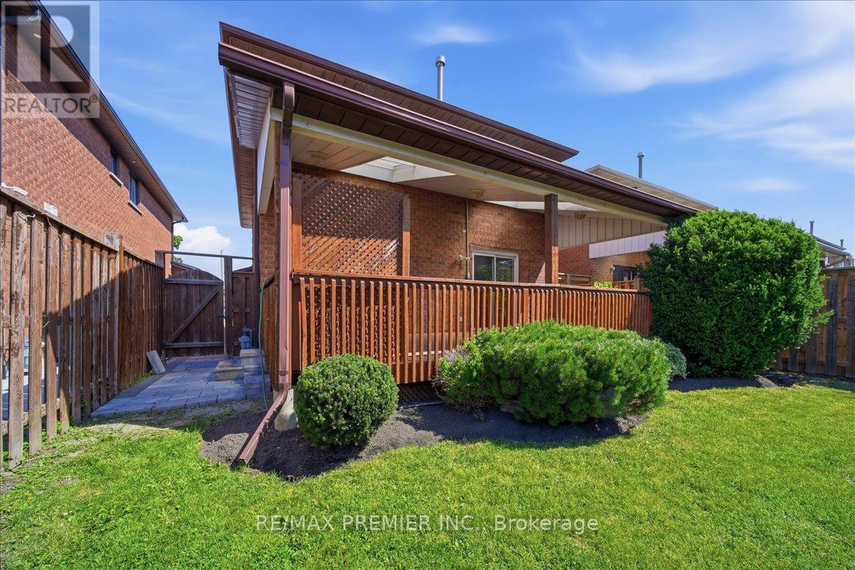 130 Jackman Crescent, Vaughan, Ontario  L4L 6P2 - Photo 38 - N13461628