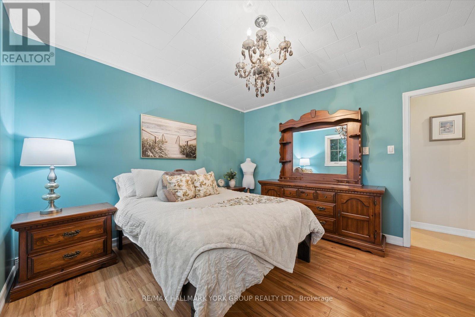 47 Sunnidale Boulevard, Georgina, Ontario  L0E 1L0 - Photo 17 - N13461640