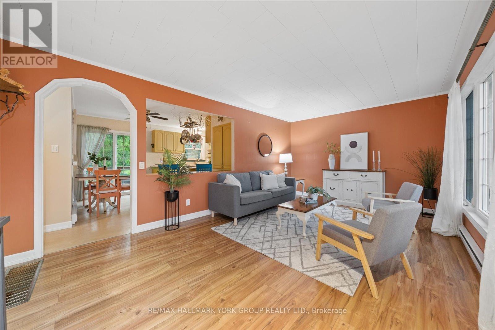 47 Sunnidale Boulevard, Georgina, Ontario  L0E 1L0 - Photo 8 - N13461640