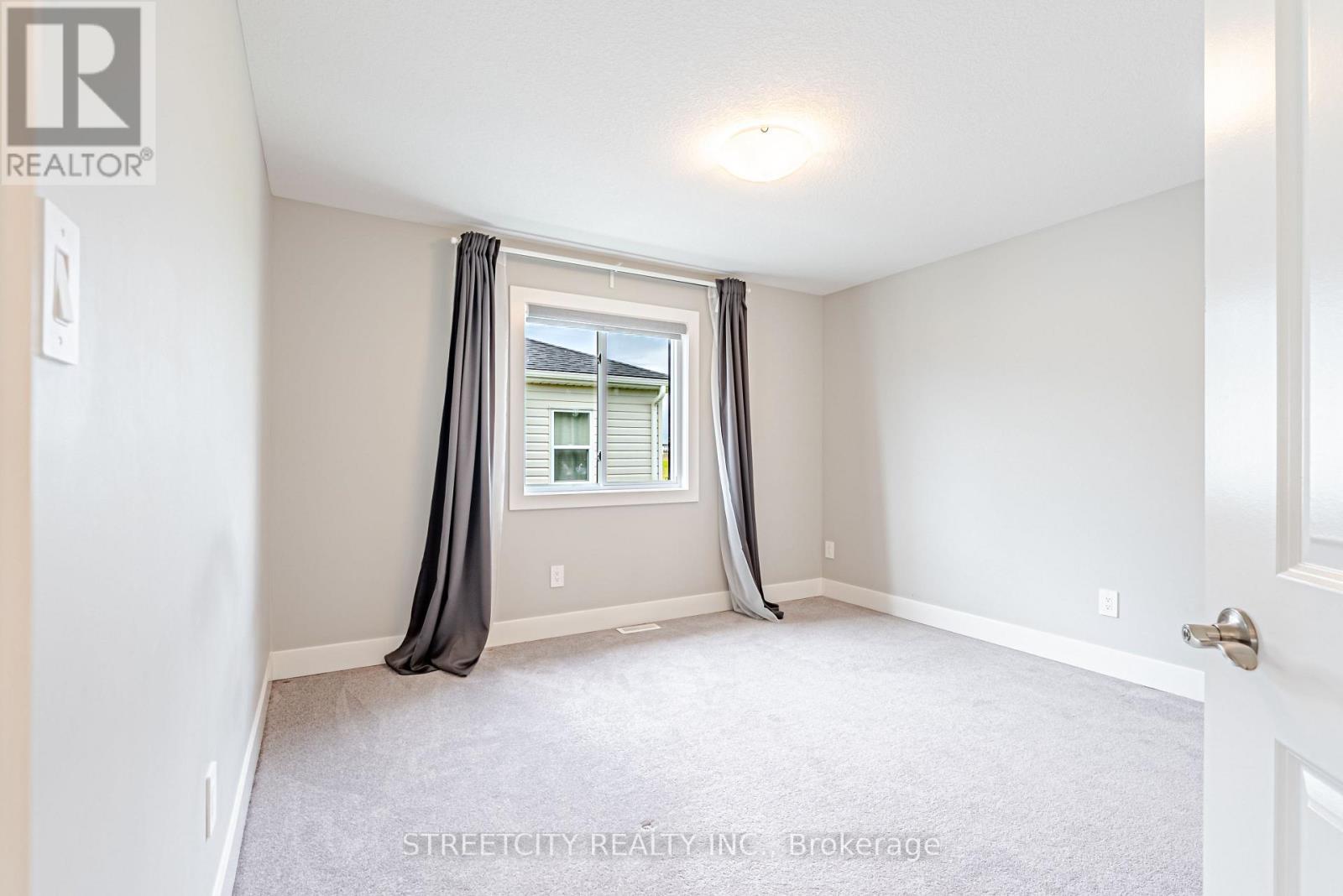 3776 Stewart Avenue, London South, Ontario  N6L 0J1 - Photo 35 - X13461692