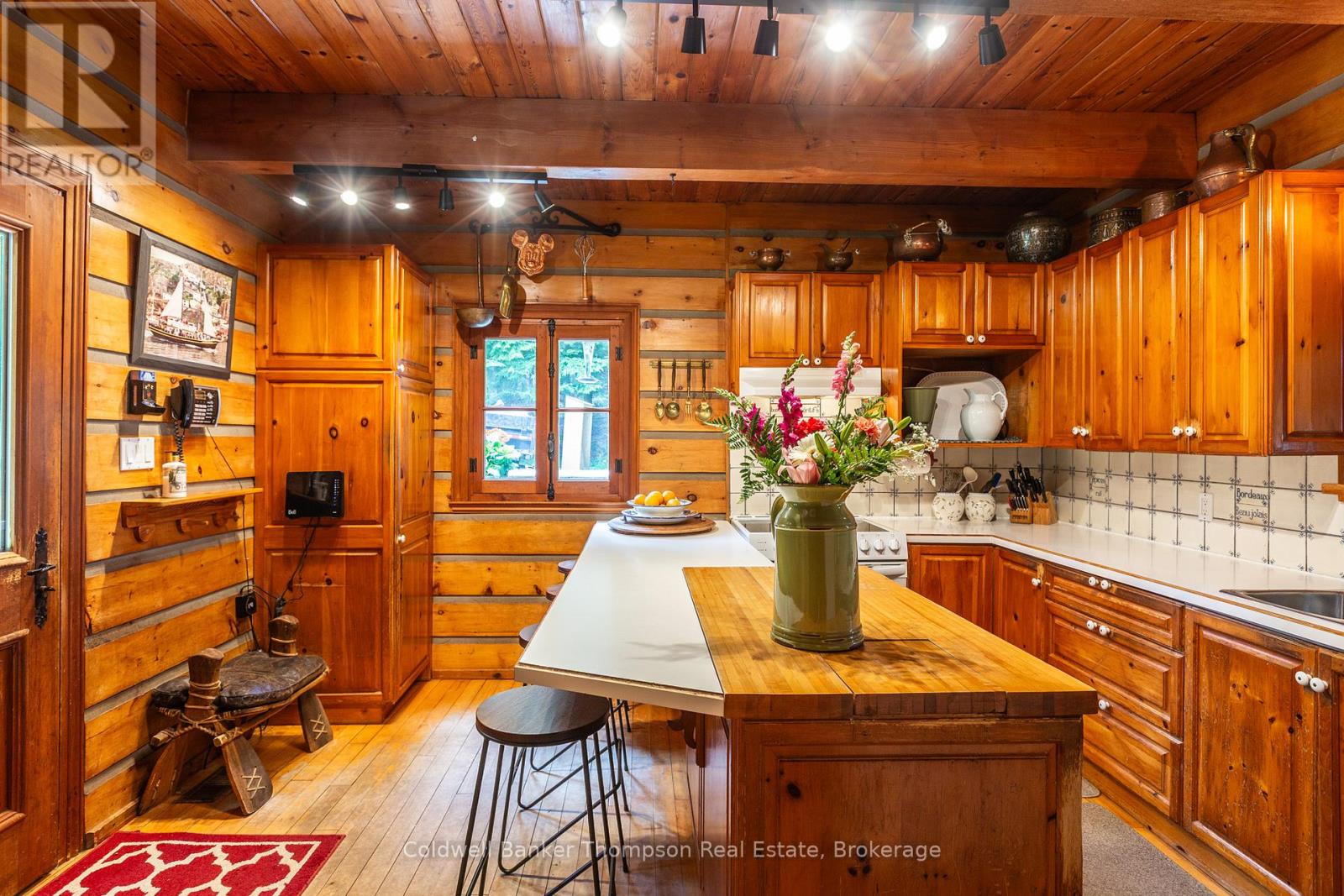 1028 Clarks Drive, Lake Of Bays, Ontario  P0A 1H0 - Photo 8 - X13461926