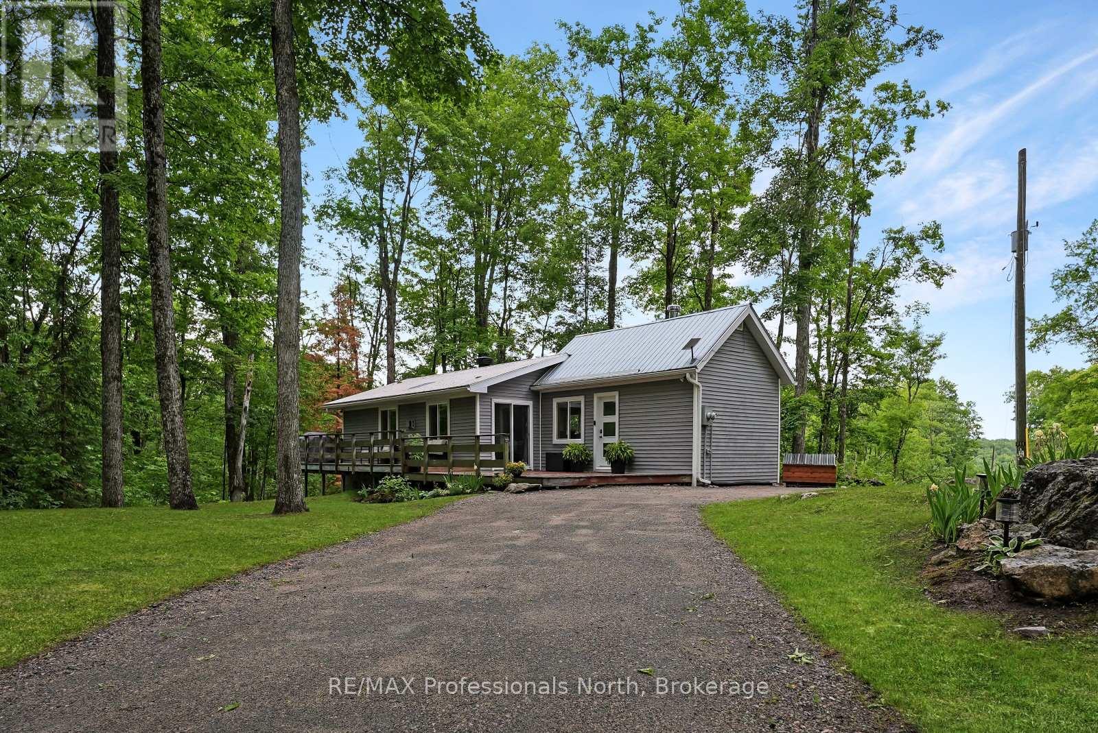 1534 SALERNO LAKE ROAD, Highlands East, Ontario