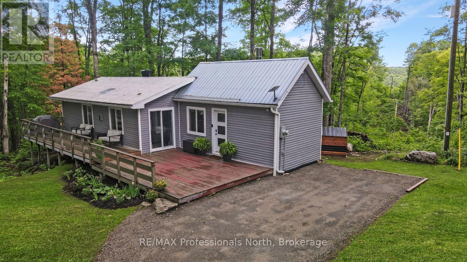 1534 Salerno Lake Road, Highlands East (Glamorgan), Ontario  K0M 1X0 - Photo 2 - X13461928