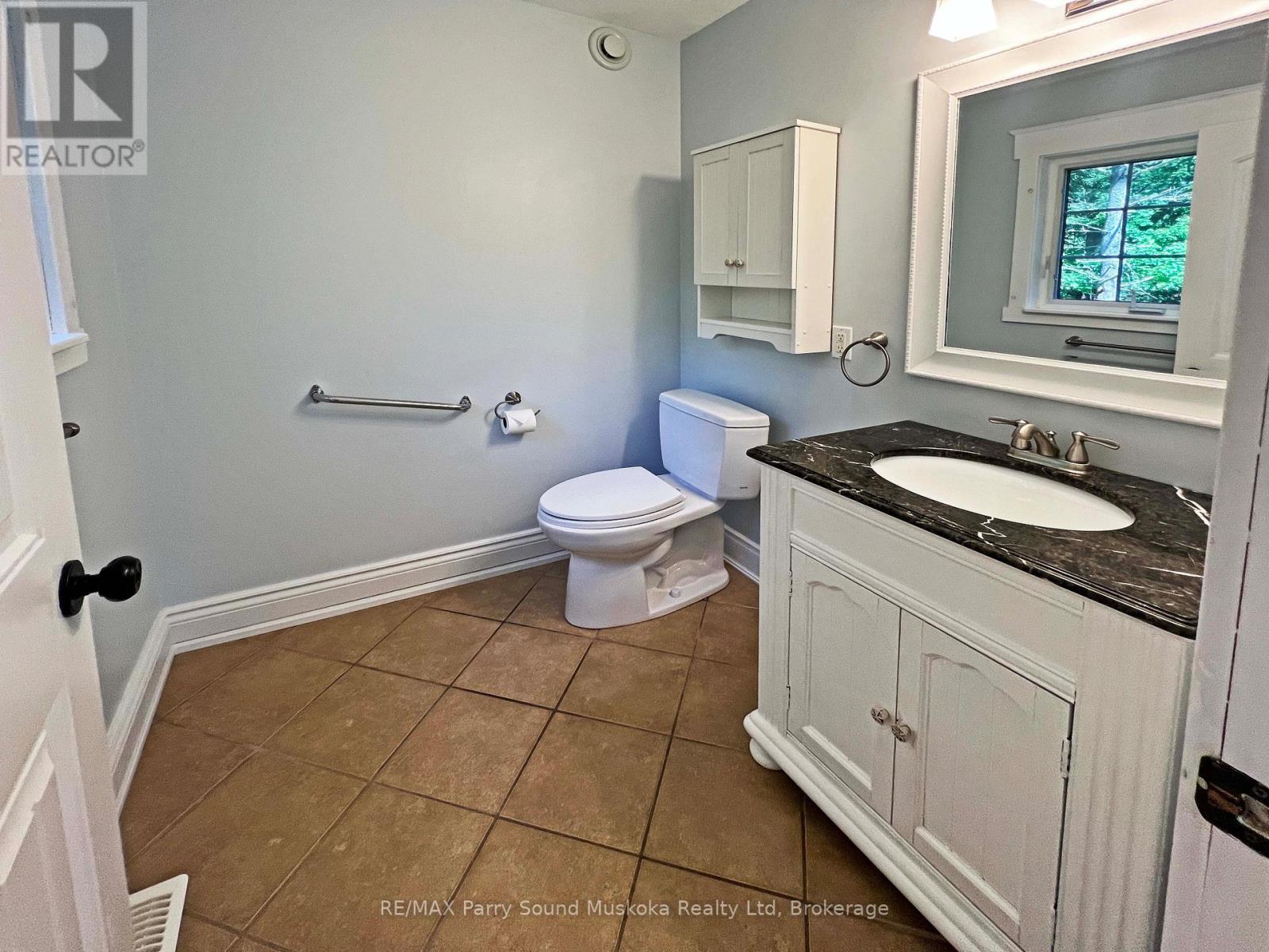 9 Little's Lane, Carling, Ontario  P0G 1G0 - Photo 17 - X13461930