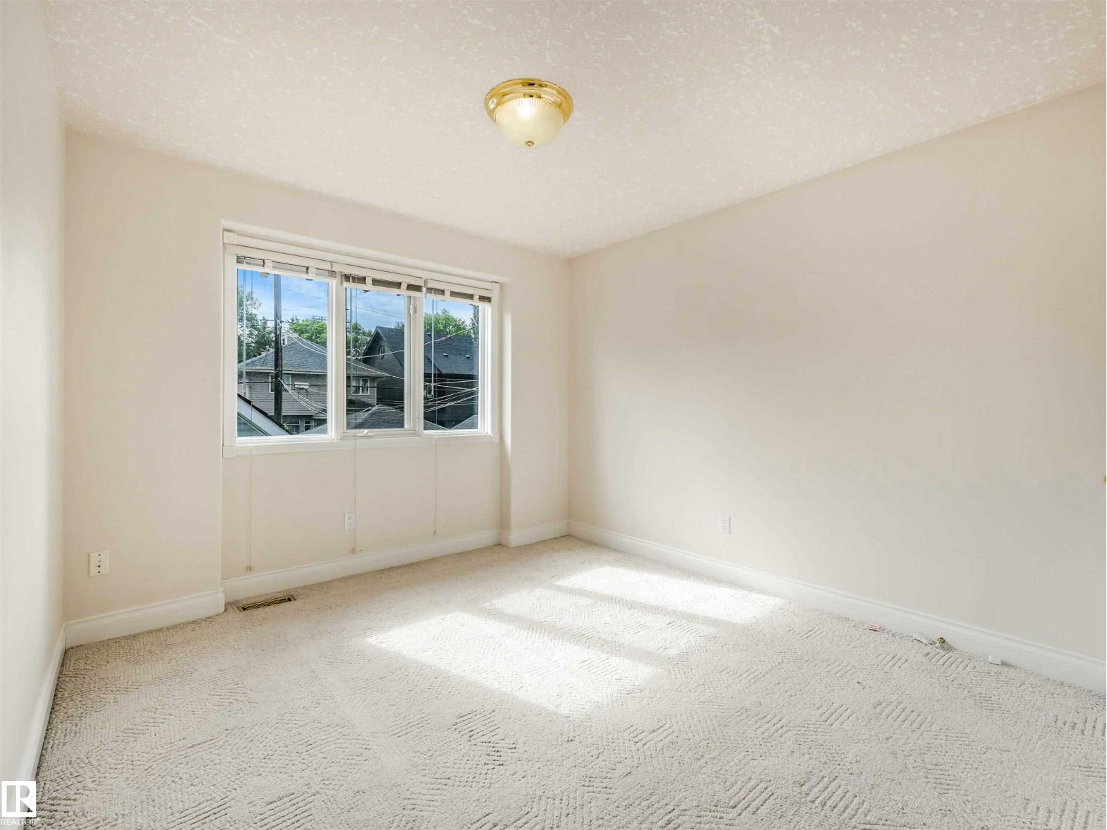 9508 100a St Nw, Edmonton, Alberta  T5K 0V6 - Photo 32 - E4494330