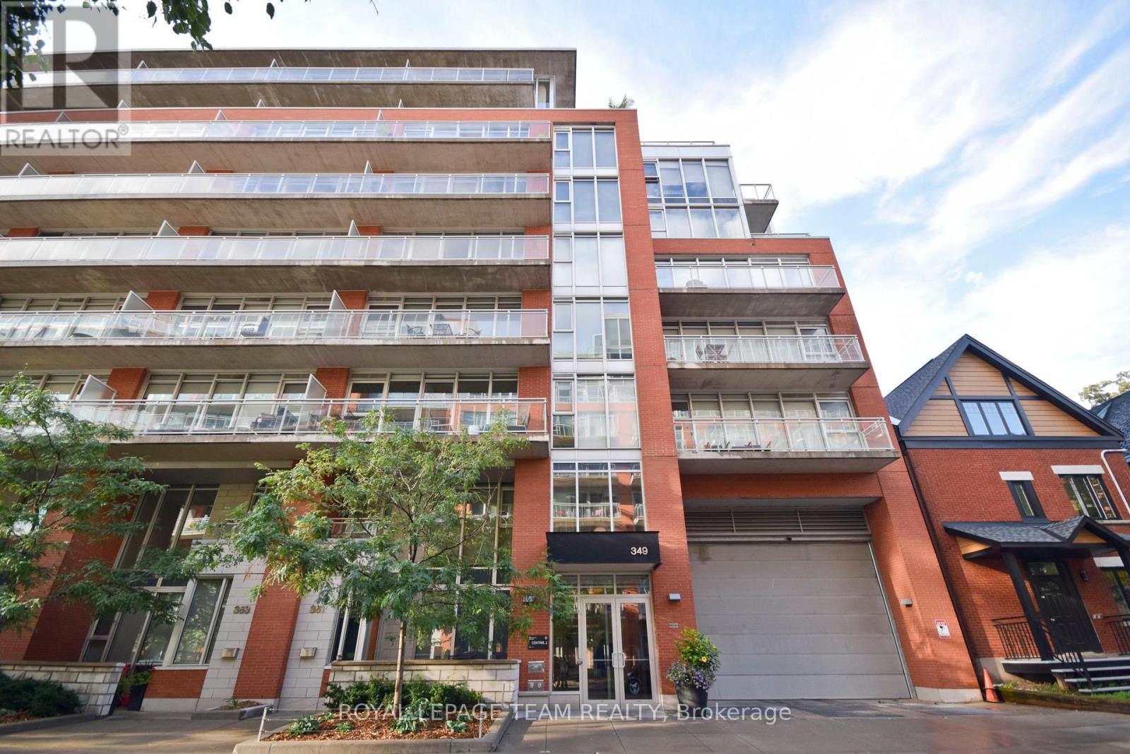 627 - 349 MCLEOD STREET, Ottawa, Ontario