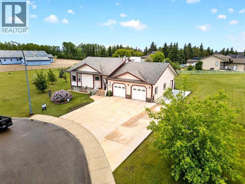 9506 106A, la crete, Alberta