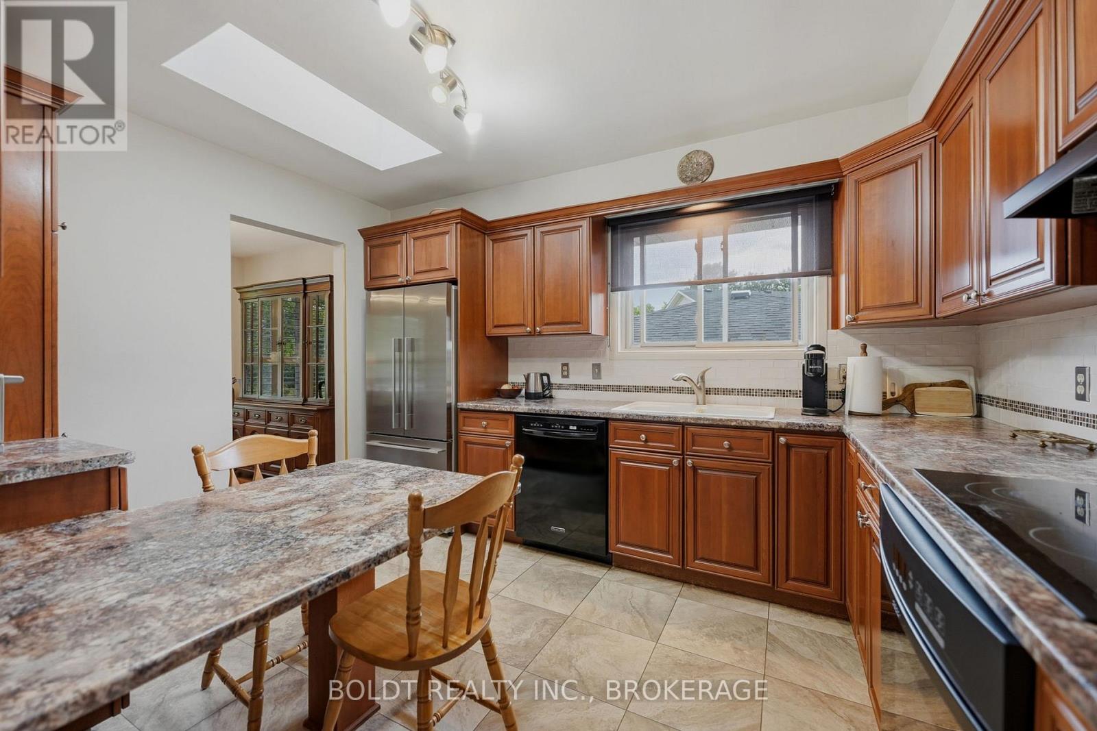 18 Linhaven Court, St. Catharines, Ontario  L2N 6V3 - Photo 14 - X13461794