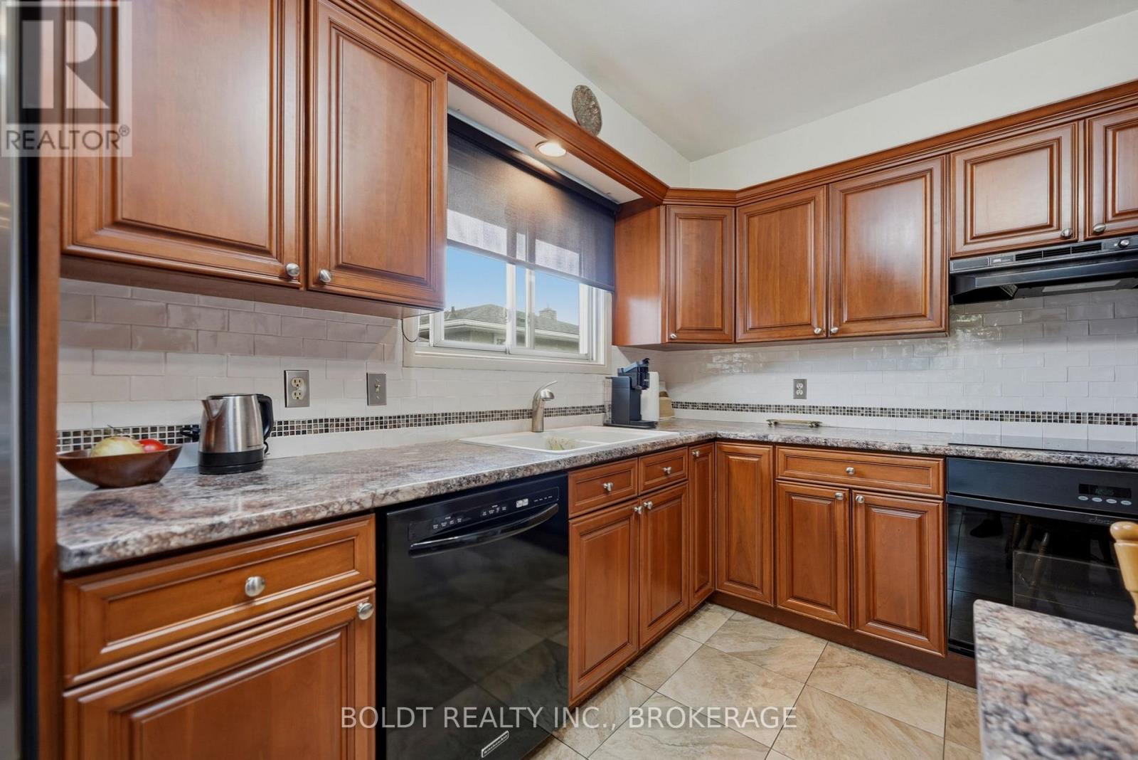 18 Linhaven Court, St. Catharines, Ontario  L2N 6V3 - Photo 17 - X13461794