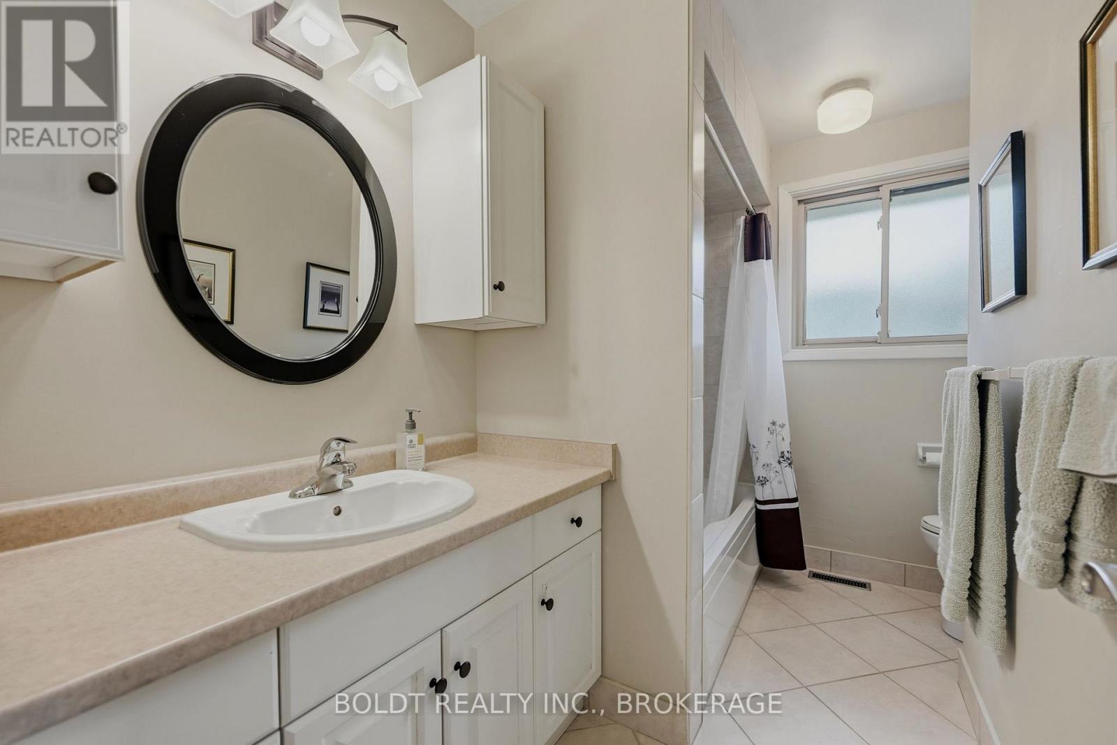 18 Linhaven Court, St. Catharines, Ontario  L2N 6V3 - Photo 22 - X13461794