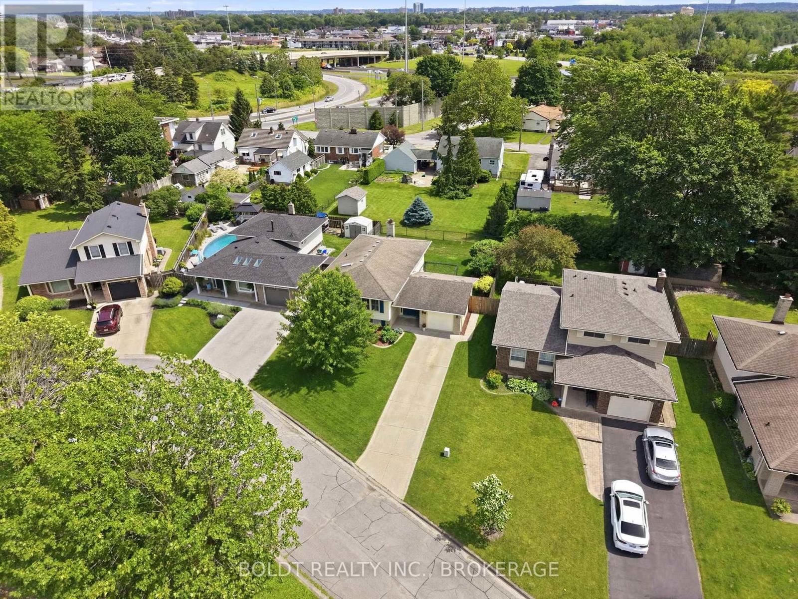 18 Linhaven Court, St. Catharines, Ontario  L2N 6V3 - Photo 45 - X13461794