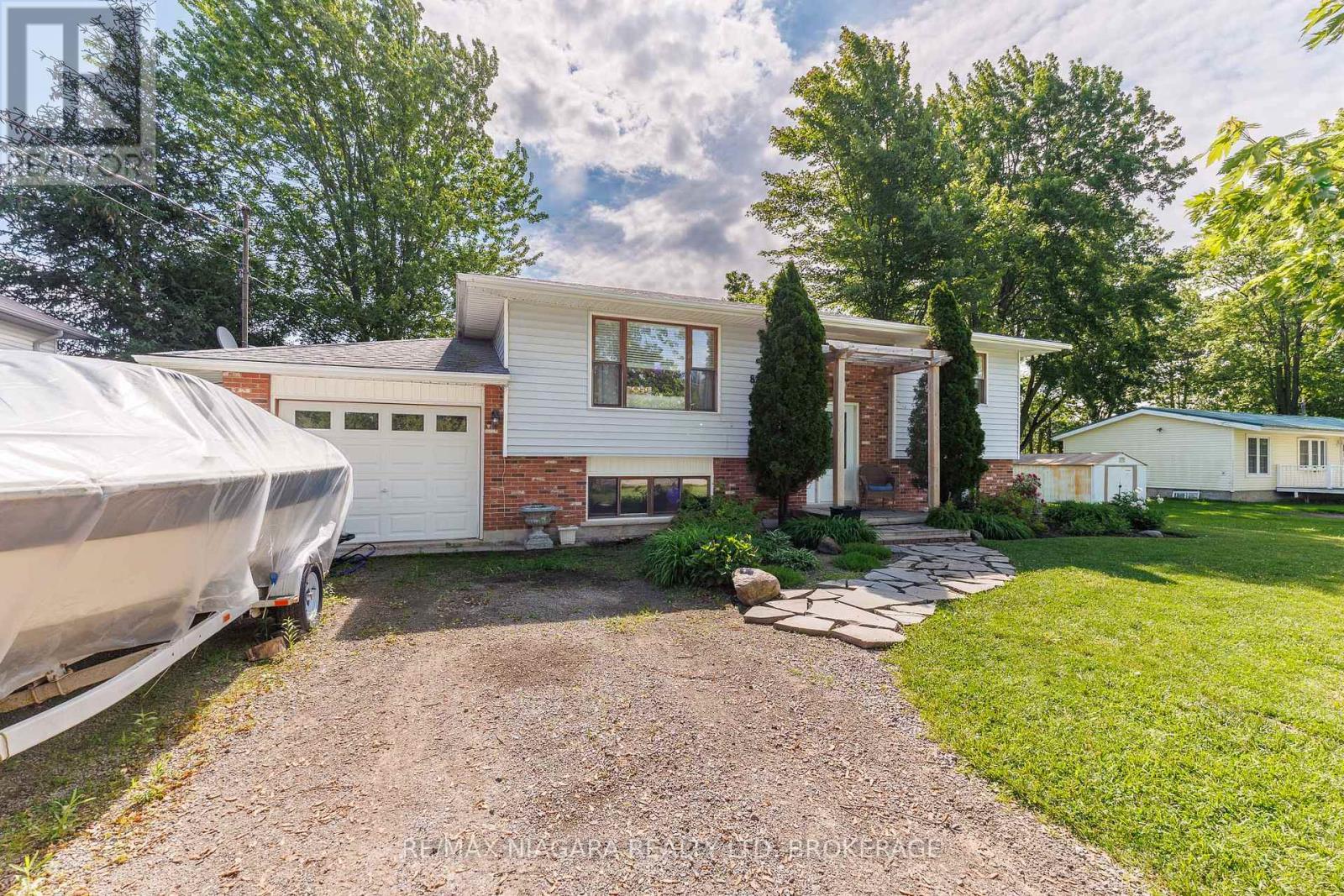 88 Pleasant Avenue N, Fort Erie, Ontario  L0S 1N0 - Photo 4 - X13461864