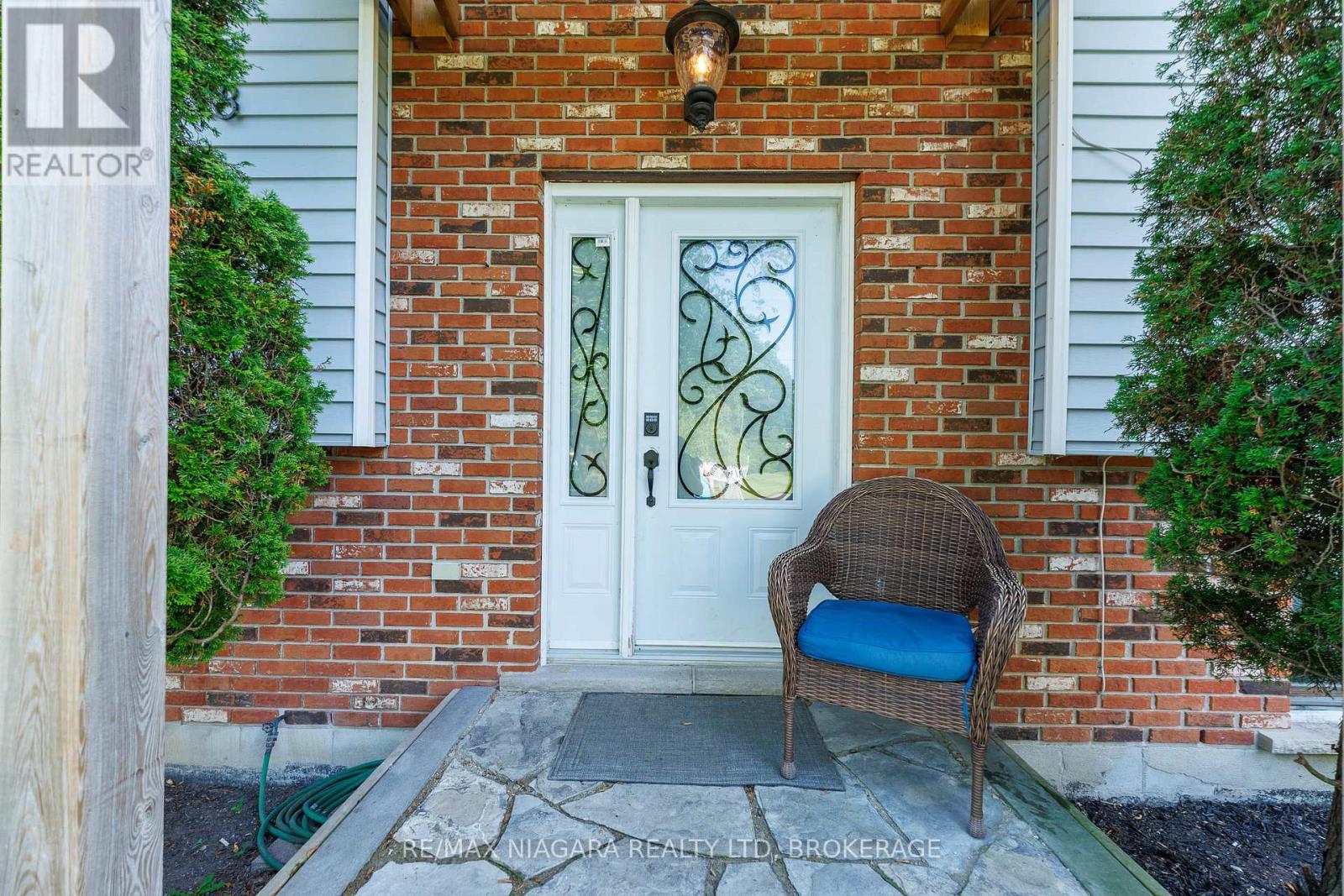 88 Pleasant Avenue N, Fort Erie, Ontario  L0S 1N0 - Photo 5 - X13461864
