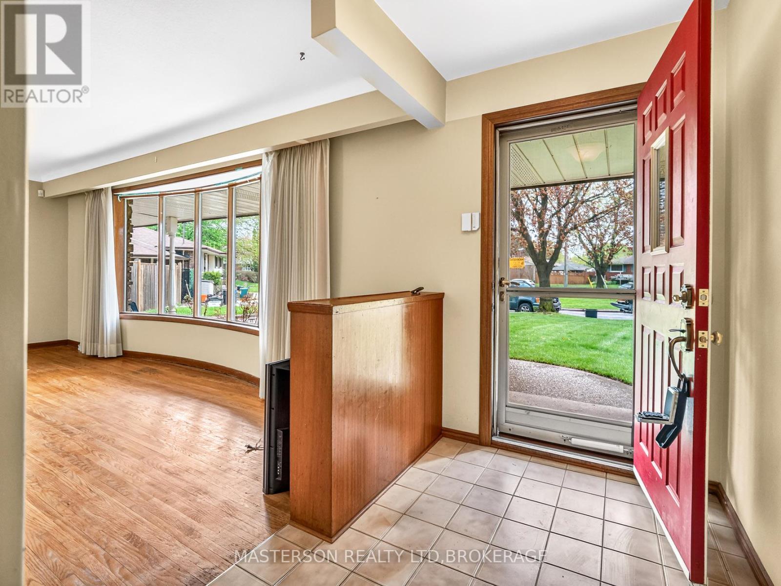 3 Star Circle, St. Catharines, Ontario  L2M 2S5 - Photo 4 - X13461922