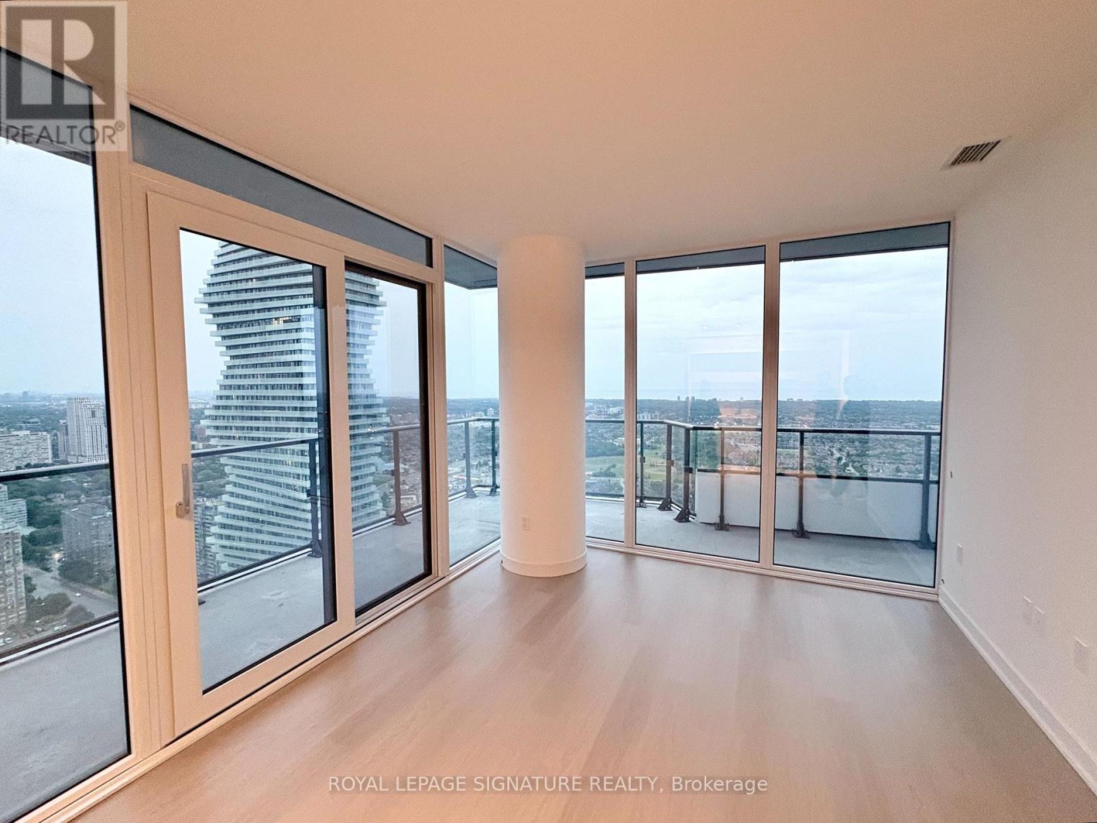 4308 - 448 BURNHAMTHORPE ROAD W, Mississauga, Ontario
