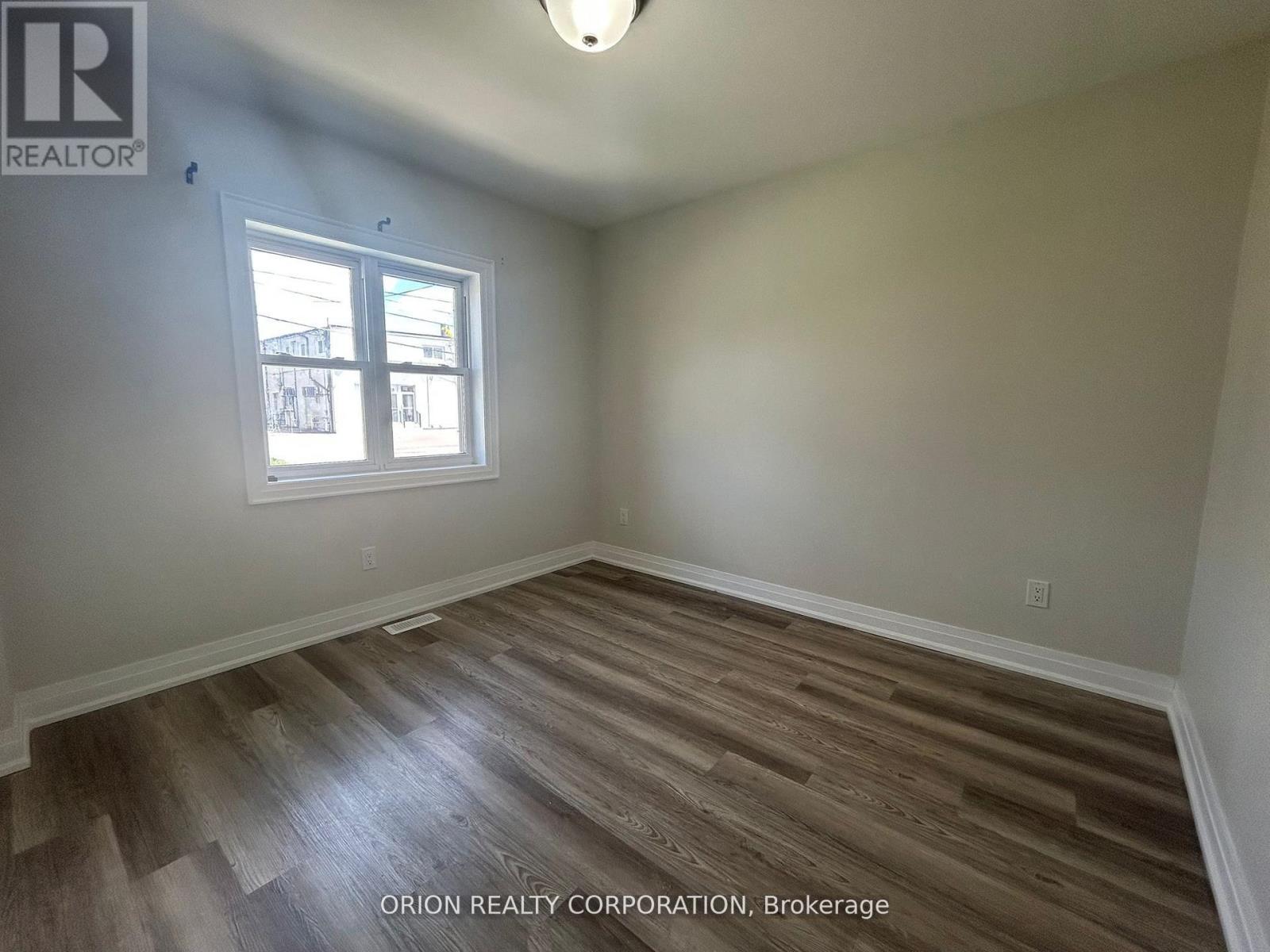 1016 Haig Boulevard, Mississauga, Ontario  L5E 2M5 - Photo 9 - W13461466