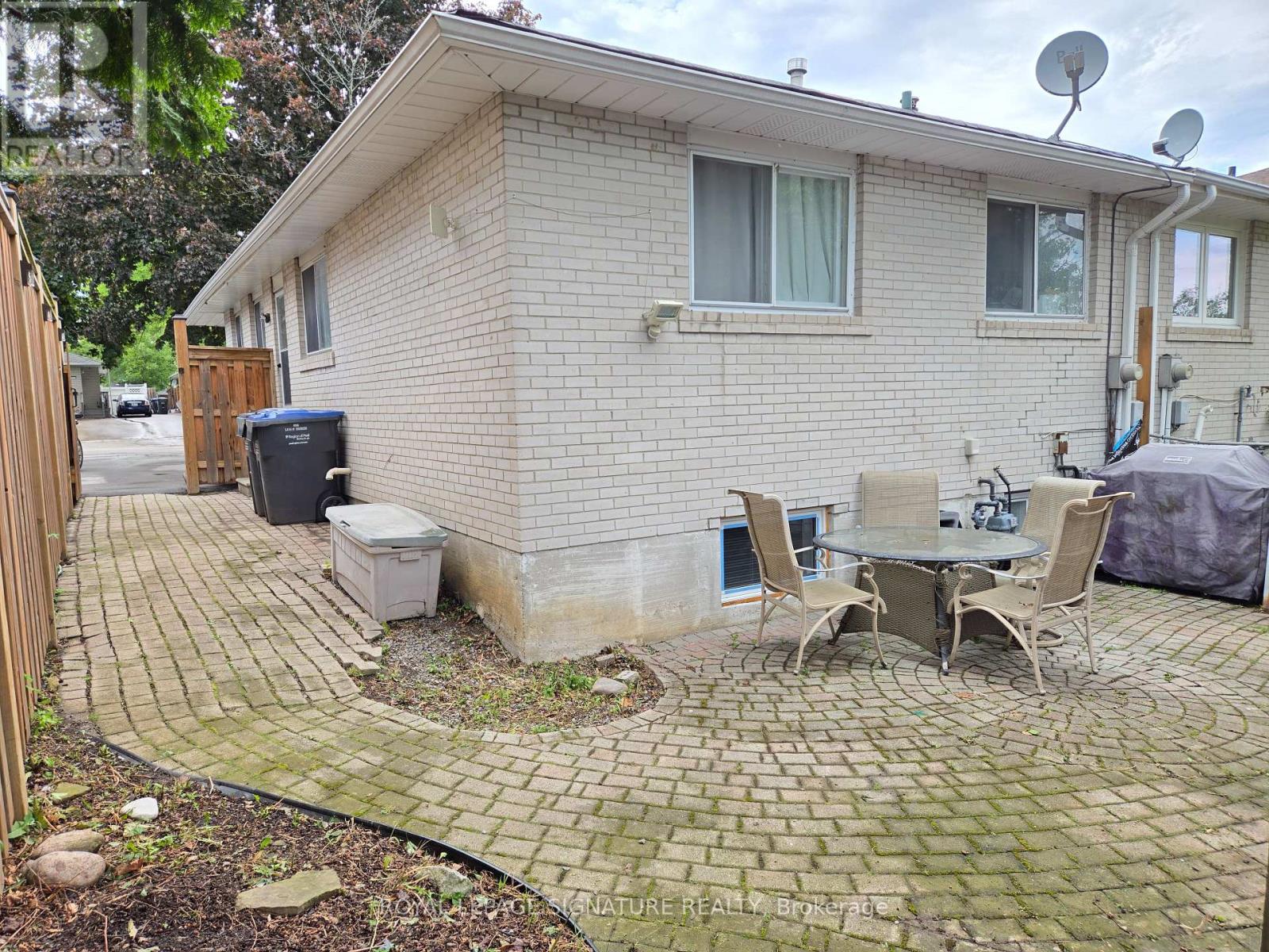 B - 2026 Fontwell Crescent, Mississauga, Ontario  L5J 2G7 - Photo 17 - W13461474