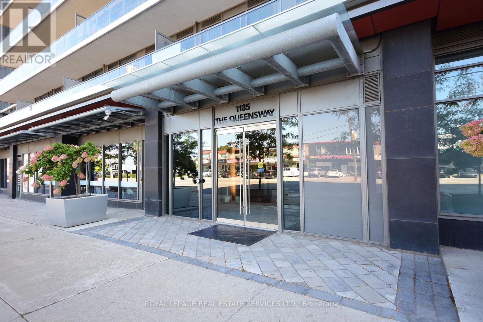 901 - 1185 The Queensway, Toronto, Ontario  M8Z 0C6 - Photo 2 - W13461518