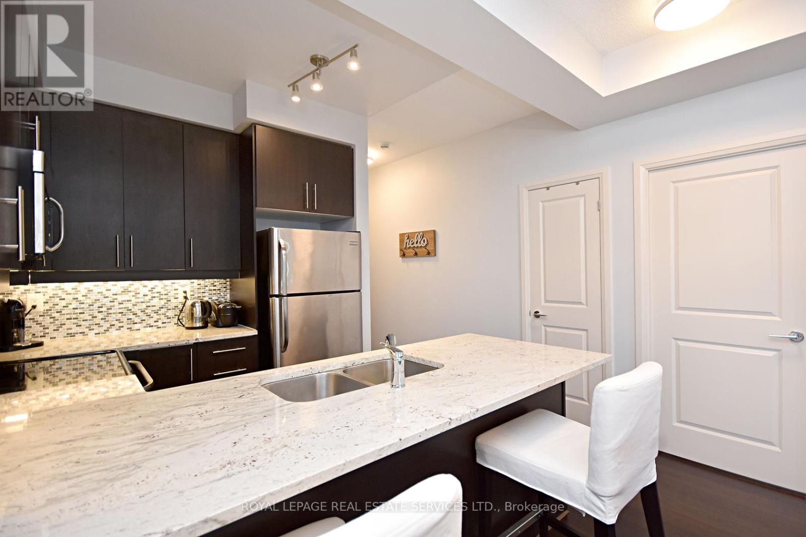 901 - 1185 The Queensway, Toronto, Ontario  M8Z 0C6 - Photo 4 - W13461518