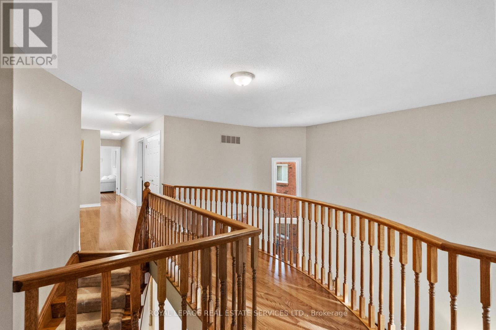 2045 Rosemount Crescent, Oakville, Ontario  L6M 3P5 - Photo 17 - W13461544