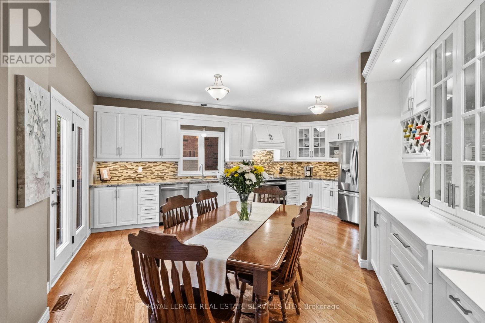 2045 Rosemount Crescent, Oakville, Ontario  L6M 3P5 - Photo 7 - W13461544
