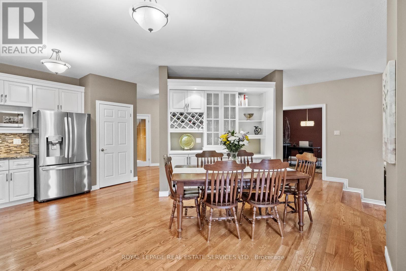 2045 Rosemount Crescent, Oakville, Ontario  L6M 3P5 - Photo 8 - W13461544