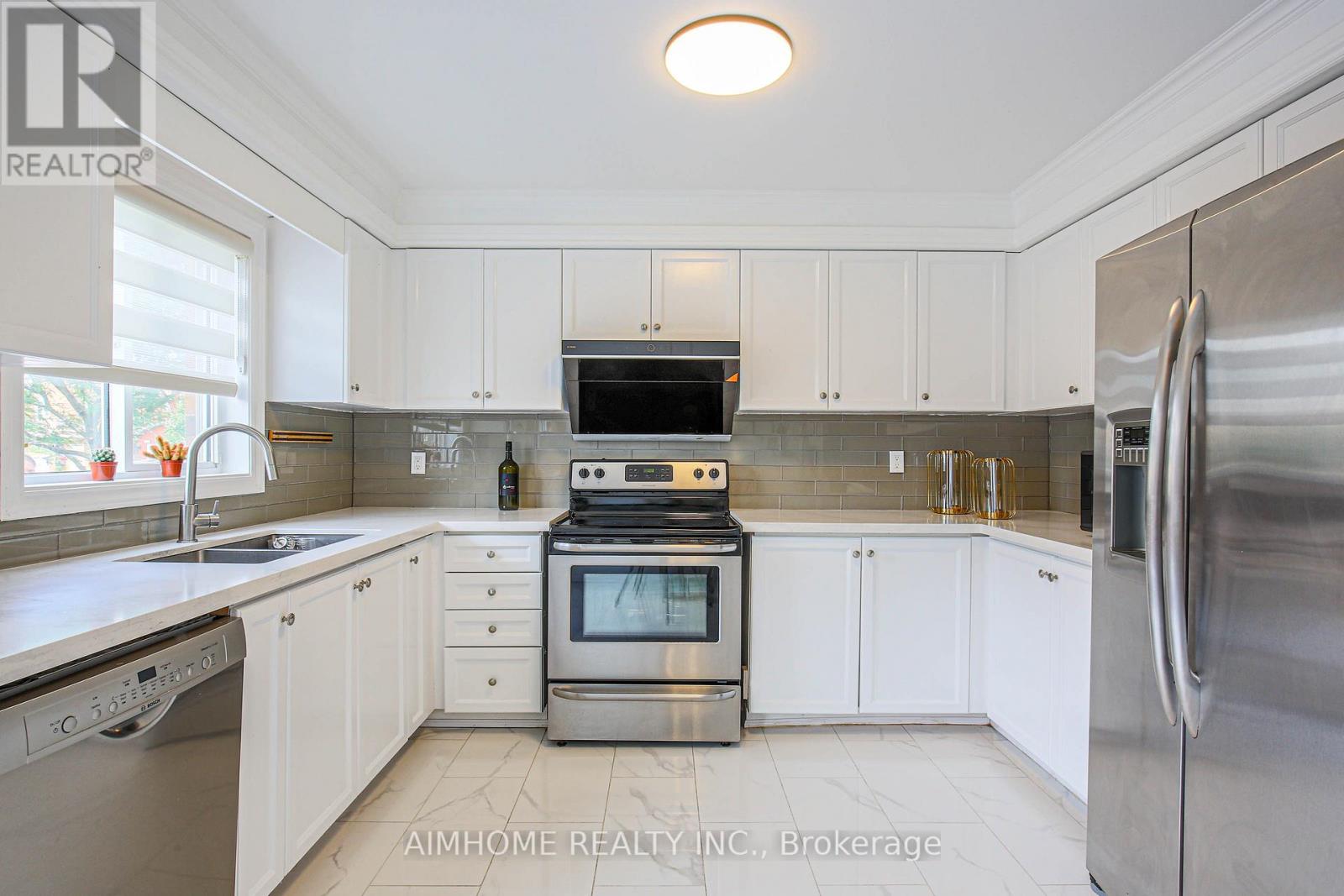6401 Saratoga Way, Mississauga, Ontario  L5N 7V4 - Photo 13 - W13461566