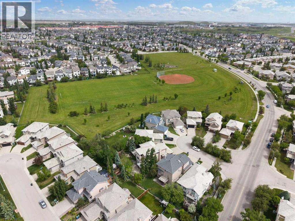 410 Royal Crest Bay NW, Calgary, Alberta  T3G 4M8 - Photo 47 - A2318303
