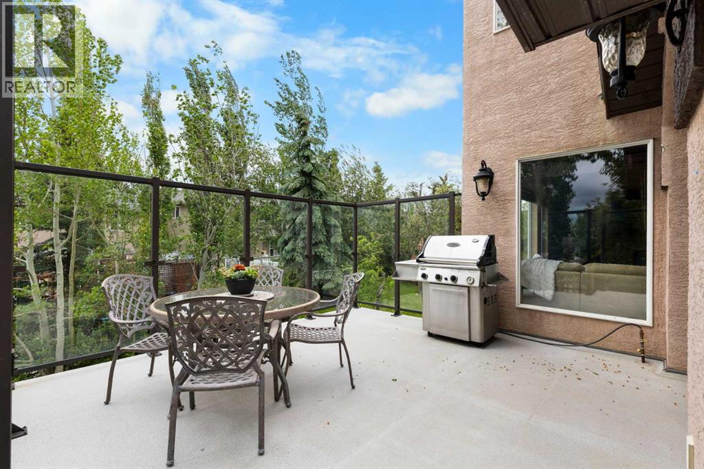 410 Royal Crest Bay NW, Calgary, Alberta  T3G 4M8 - Photo 45 - A2318303